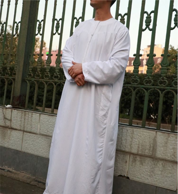 Oman Men's Pure White Muslim Classic Style Middle Eastern Islamic Clothing Customized or Purcha