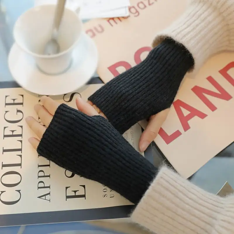 Knitted ribbed thickened arm warm wool half finger gloves designed and customized