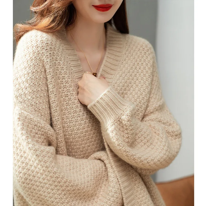 New autumn and winter fashionable knitted cardigan coat and sweater customization